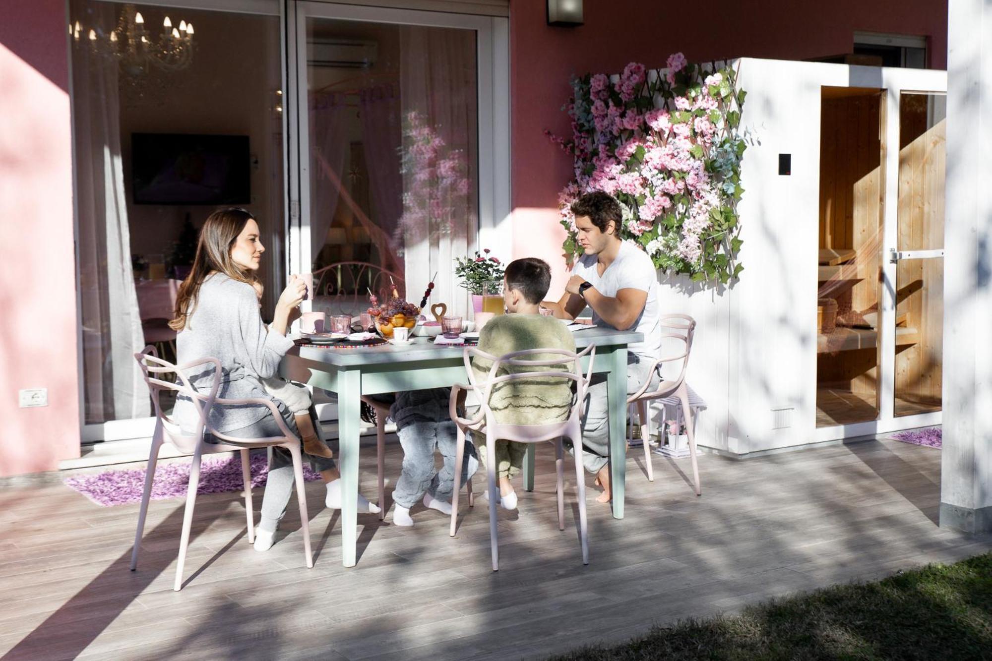 Villetta Tinmar Barbie House 维罗纳 外观 照片